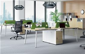 四人位的辦公桌