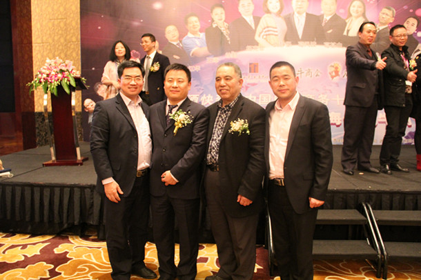 第六屆中國(guó)十大牛商競(jìng)選上海分會(huì)——上海辦公家具廠(chǎng)(碧江家具集團(tuán))董事長(zhǎng)付凌云榮獲第二名佳績(jī)